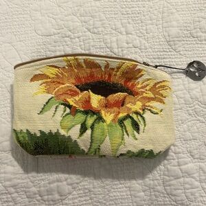 Cosmetic bag